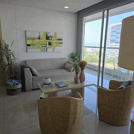 Apartamento Increible En A Pocos Metros Del Mar *